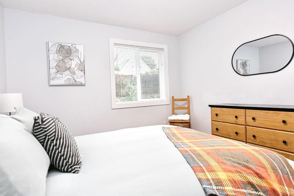 Apartamento Esquimalt Lagoon Life Victoria Exterior foto