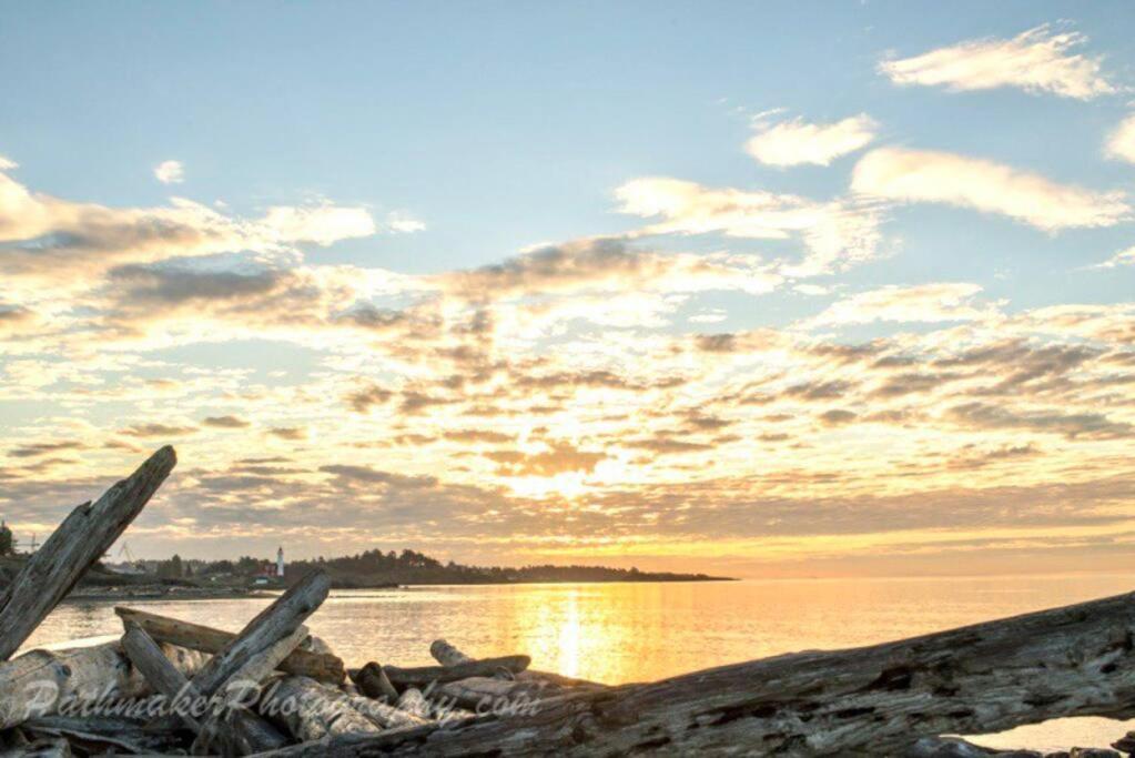 Apartamento Esquimalt Lagoon Life Victoria Exterior foto